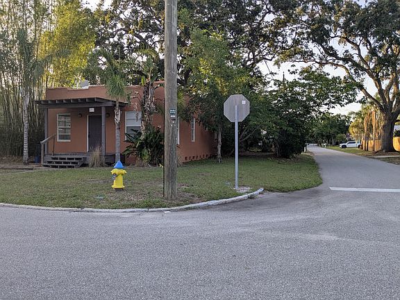 2nd image of 801 W Idlewild Ave