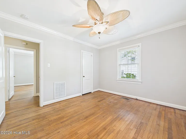 2912 Oberlin Rd — Photo 39