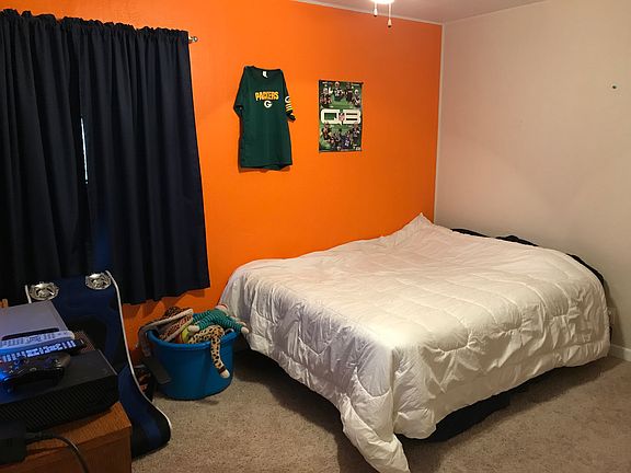 4th image of 610 Oak Ave