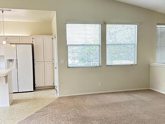 3rd image of 589 Cityscape Pl