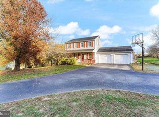 921 Little Elk Creek Rd, Oxford, PA 19363