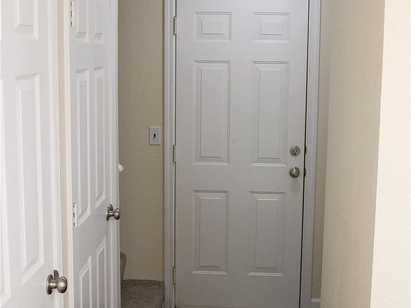 2nd image of 815 Woodside Creek Dr