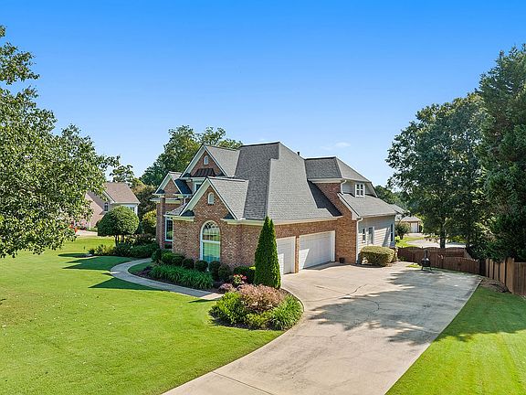 2nd image of 4950 Oakmont Bend Dr