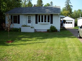 21 E Locust St, Duluth, MN 55811