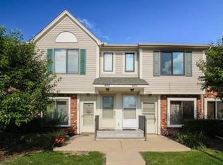 30713 Hidden Pines Ln, Roseville, MI 48066