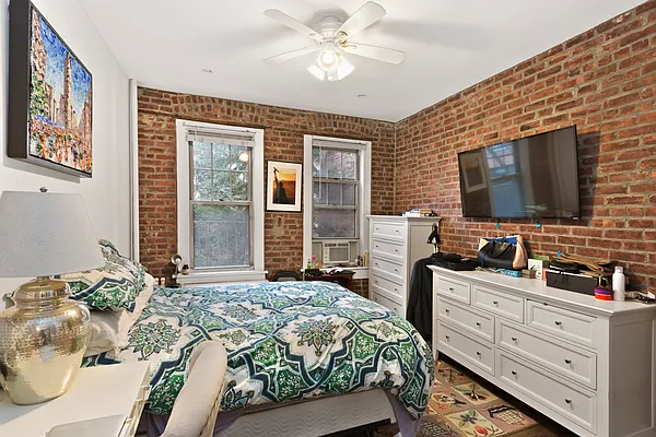 Rented by Douglas Elliman | media 8