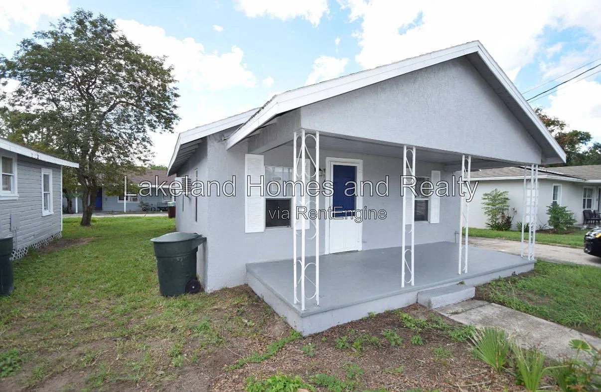 2 bed, 1.0 bath, 912 sqft, $1,100 — Photo 2