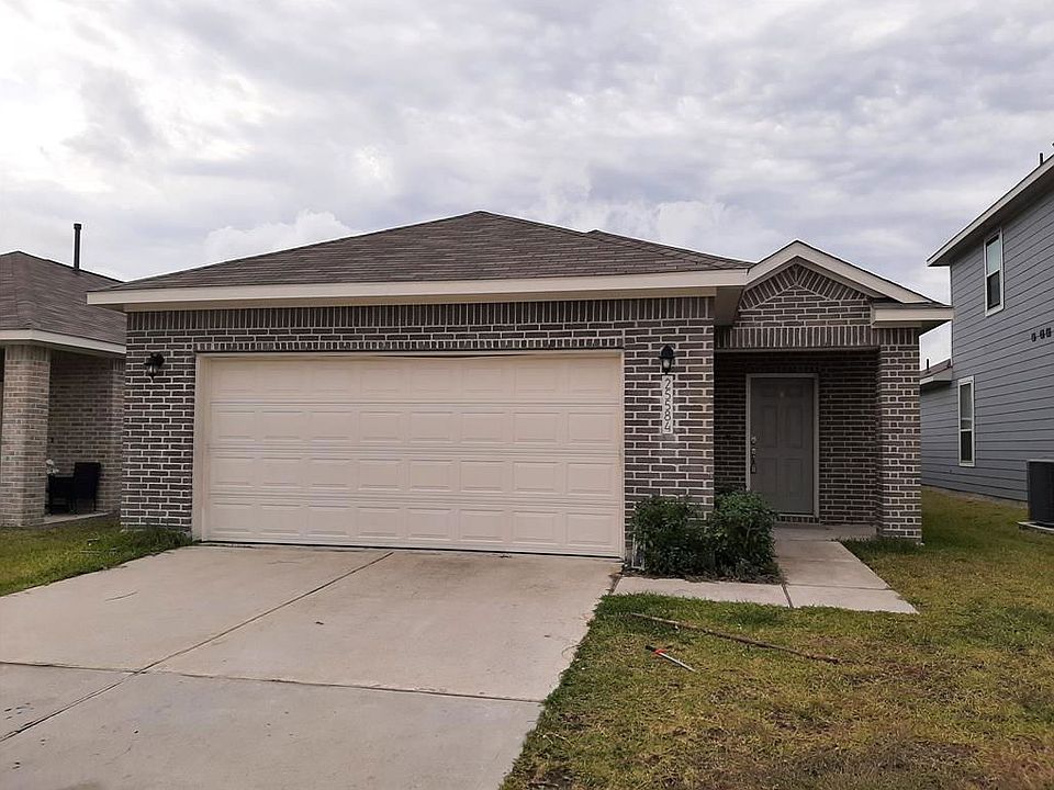 1st image of 25584 Northpark Palm Dr