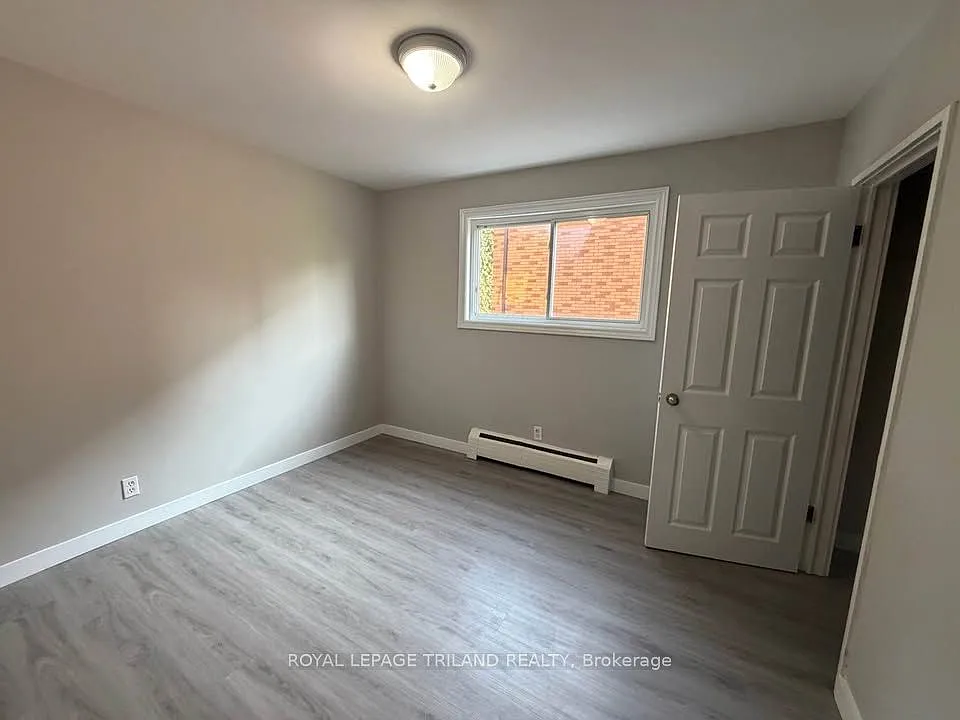 3 bed, $1,799 — Photo 4