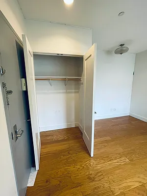 Rented by Voro New York | media 6