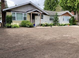 2743 NE 205th St, Seattle, WA 98155