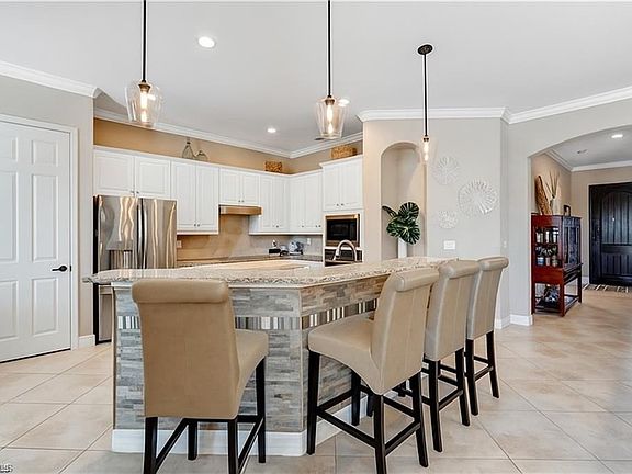 5th image of 28564 Longford Ct