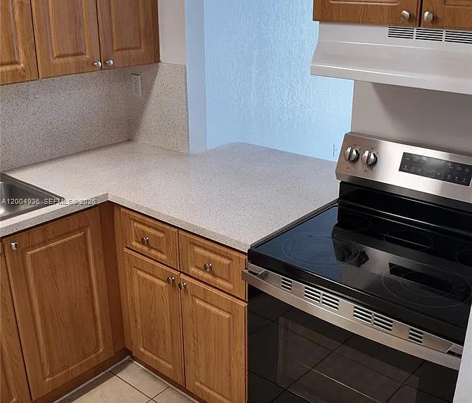 11140 SW 196th St #411 — Photo 3