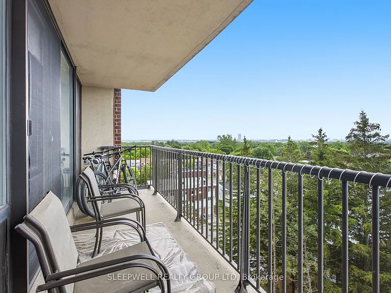 665 Bathgate Dr #712 — Photo 21