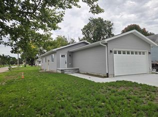 116 W Cedar Ave, Norfolk, NE 68701