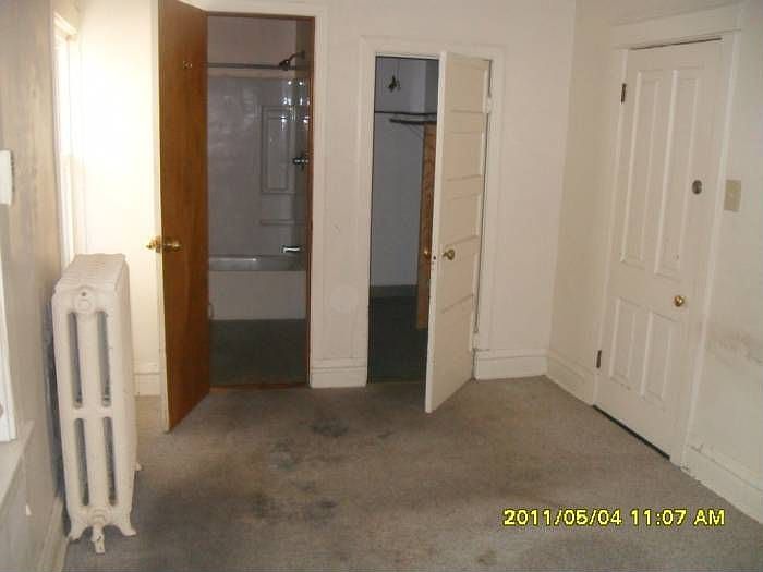 2nd image of 7441 Washington St