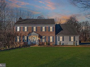 206 Locust Dr, Lincoln University, PA 19352