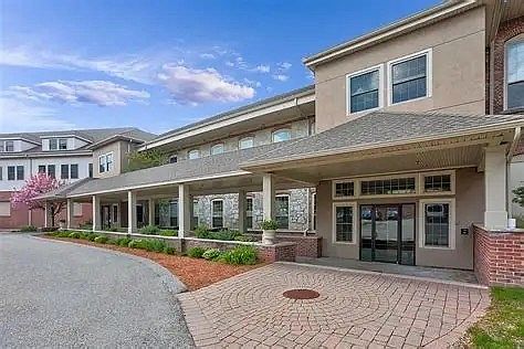 1st image of 12 Brookside Rd Unit 3