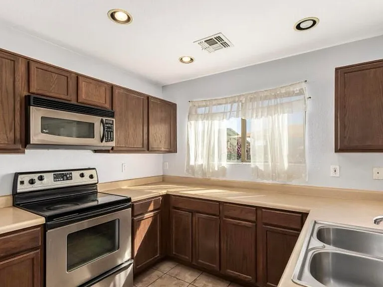 17013 W Marconi Ave — Photo 20