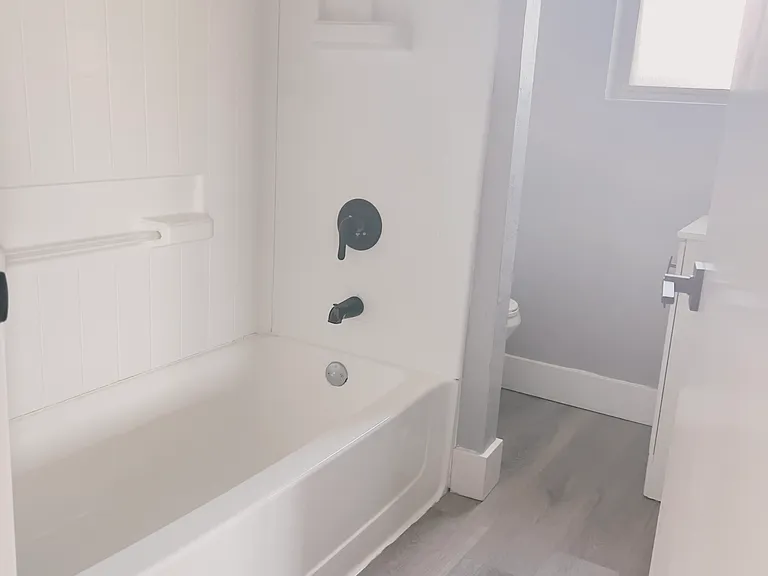 20 W University Dr #B — Photo 9