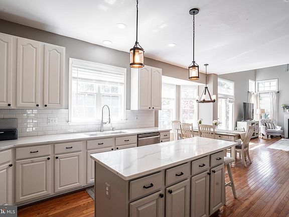 2nd image of 25316 Herring Creek Dr