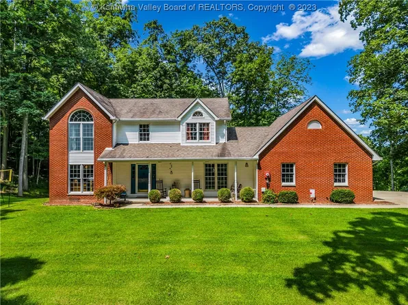 1807 Winding Hill Dr, Charleston, WV 25320