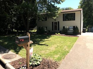 8525 Brubaker Dr, Roanoke, VA 24019