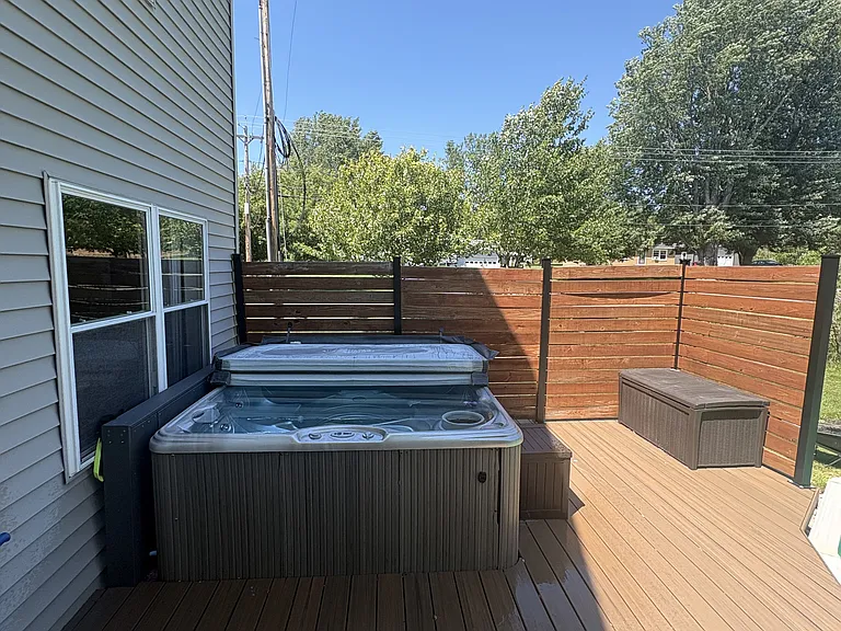 Hot tub