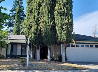 5206 W Hampton Way, Fresno, CA 93722