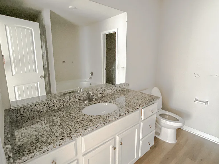 131 Cramsford St — Photo 10