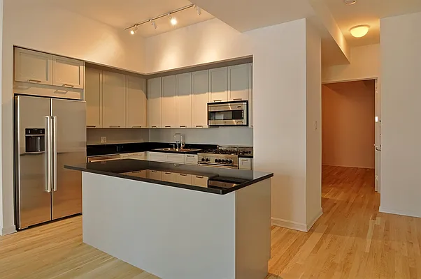 Rented by Corcoran | media 17