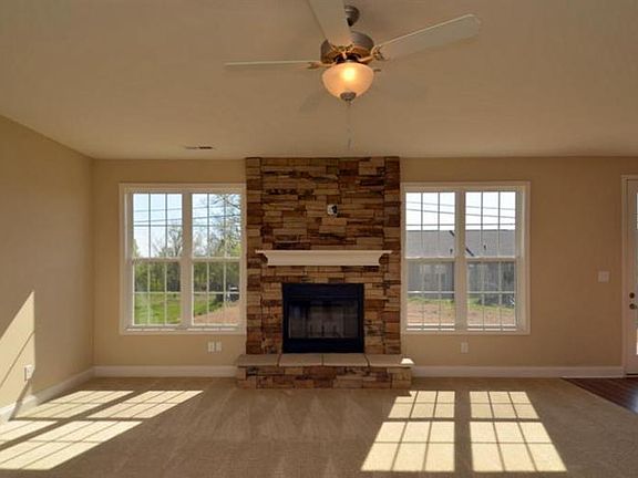 5th image of 4532 Larkhill Ln