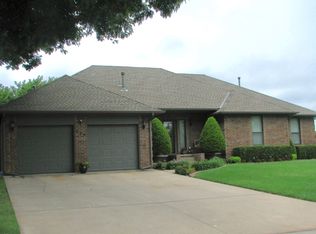 823 SW 26th Pl, El Reno, OK 73036