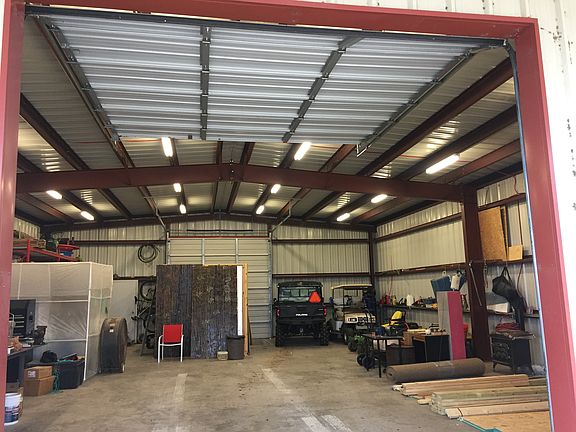 2800 sq ft Shop/barn