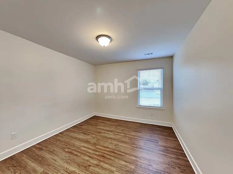 5068 Trailwater Dr — Photo 17