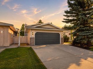 180 Dixon Cres, Red Deer, AB T4R 2H4