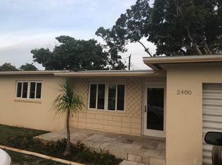 2400 Welch St, Fort Myers, FL 33901