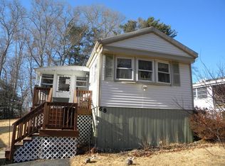 68 Beechwood Rd, Halifax, MA 02338