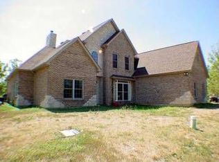 5875 Lost Hill Ln, Pacific, MO 63069