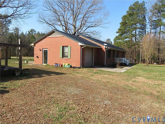 4th image of 44 Adsit Ln