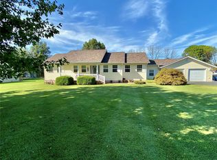 11855 S County Line Rd, West Frankfort, IL 62896