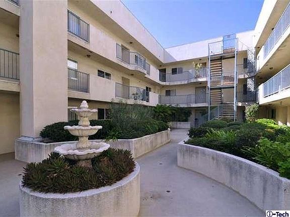 2nd image of 400 W California Ave Unit 305