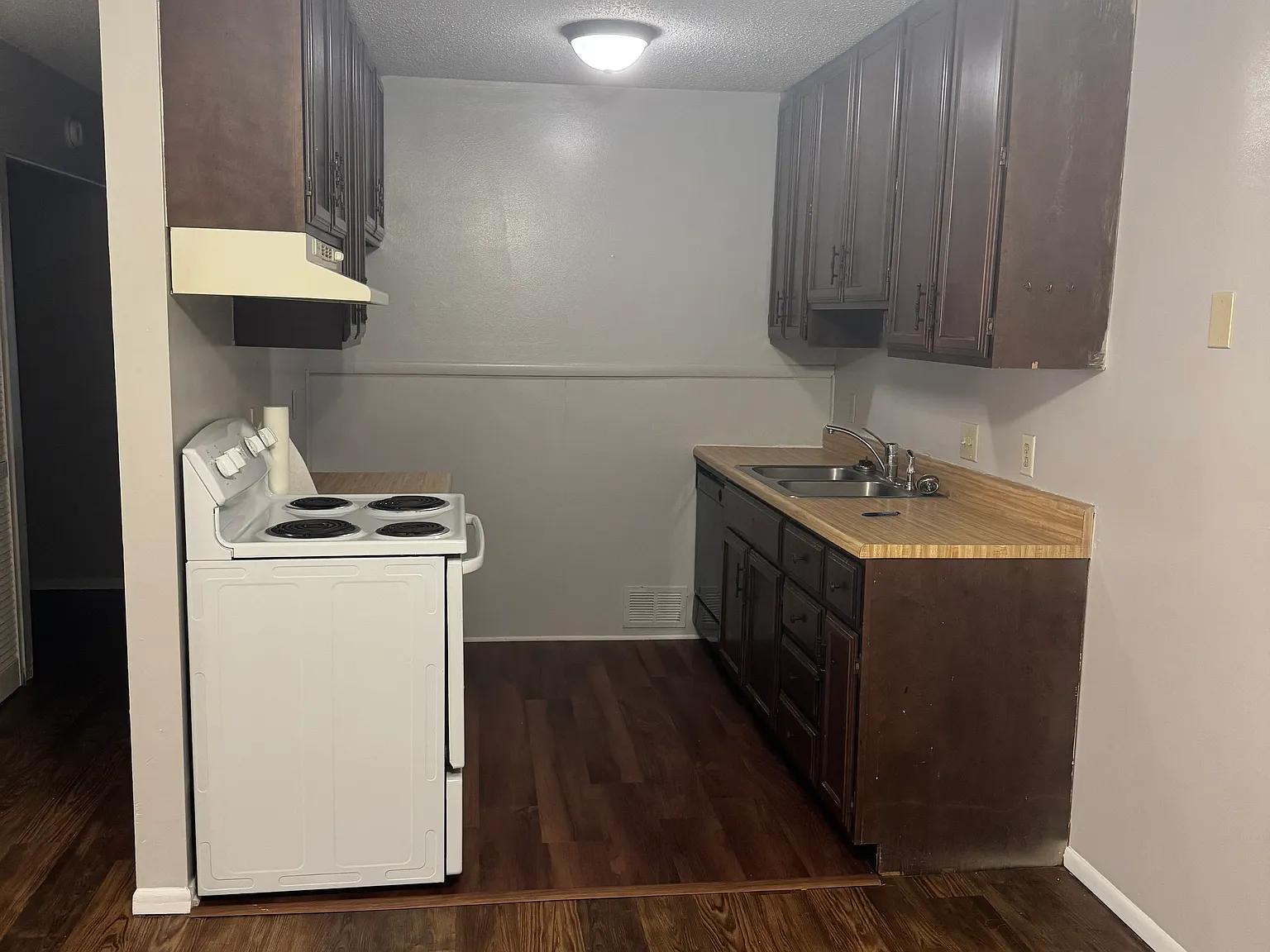 2 bed, $975 — Photo 3