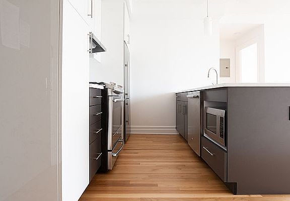 4th image of 125 Court St APT 2NH