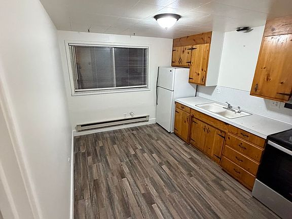 5th image of 1420 Alice Ave #4