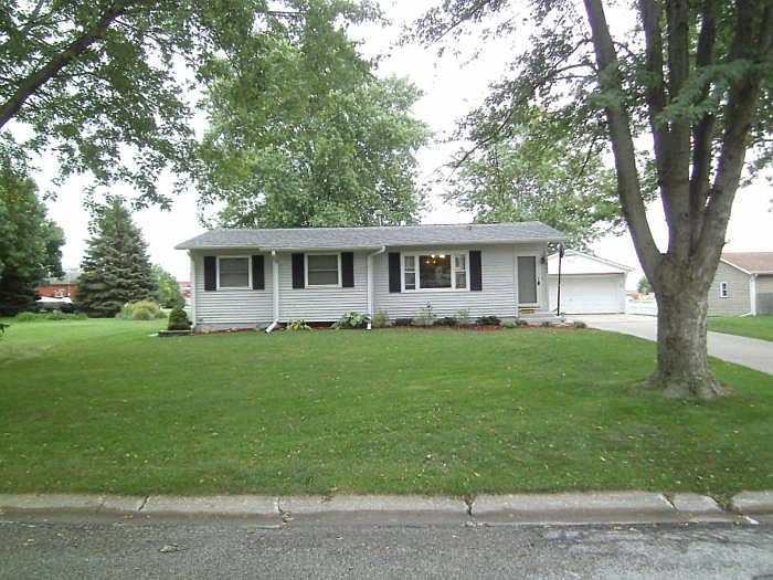 620 West 6th St., Wilton