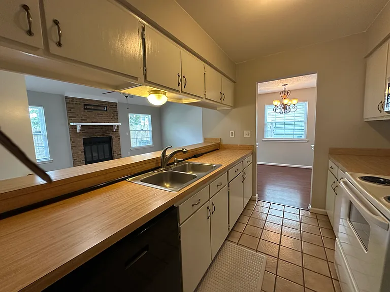 4809 Cliffony Dr — Photo 16