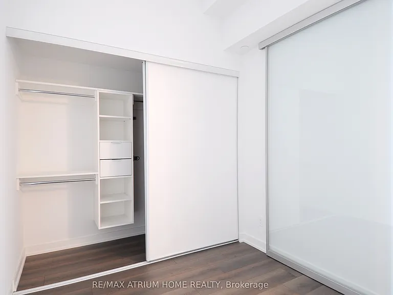3 Gloucester St #501 — Photo 11