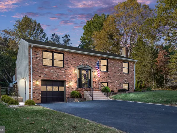 7230 Mecklenburg Dr, Warrenton, VA 20187