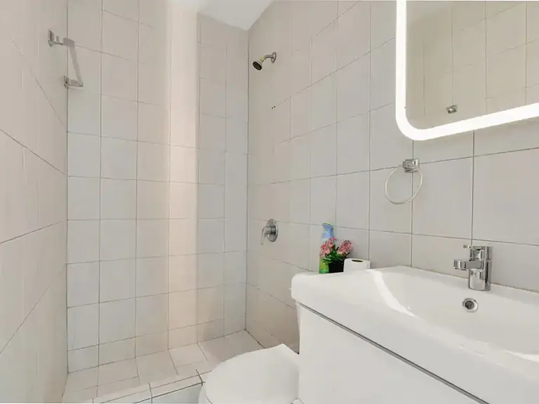 2710 SW 22nd Ave — Photo 35